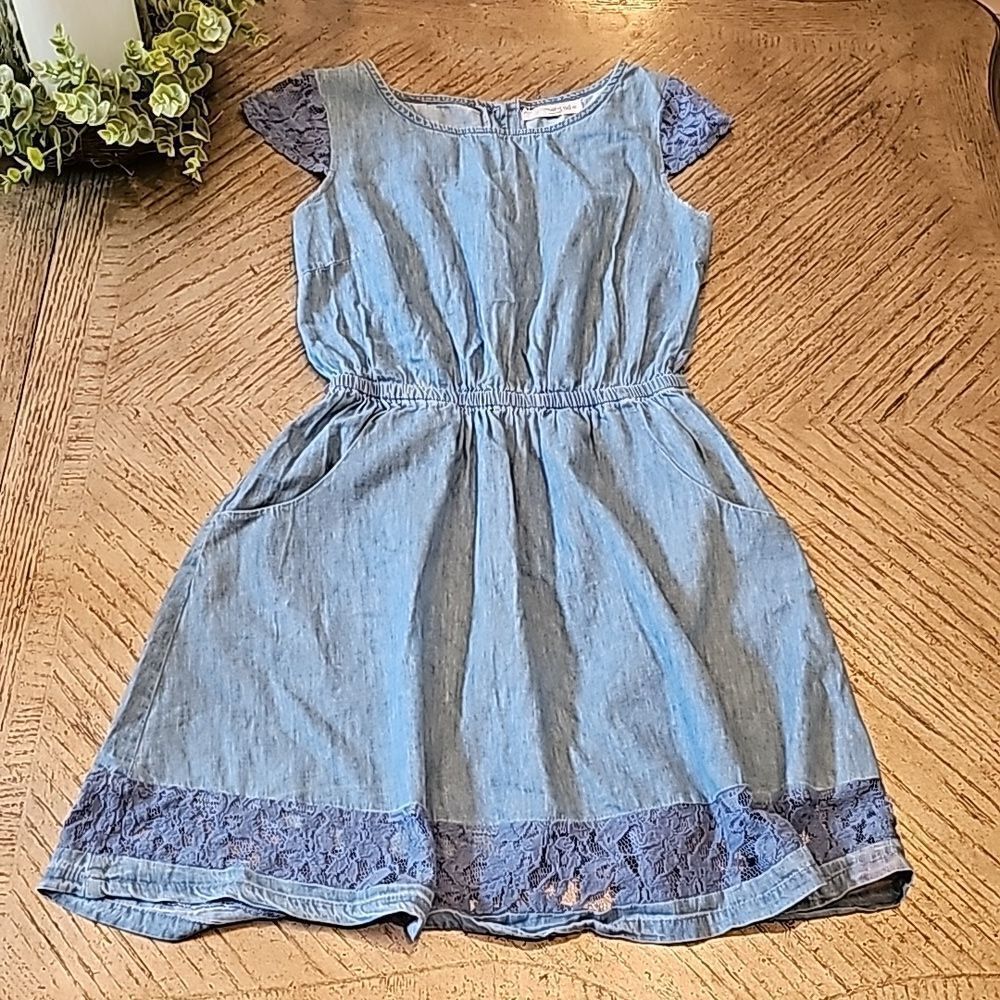 Cute denim blue dress and open back size S Rewind
